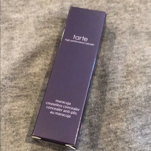 NIB Tarte concealer (tan)